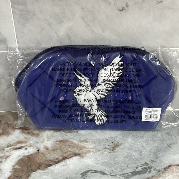 BNWT Vera Bradley Harry Potter FORBIDDEN FOREST Clamshell Cosmetic Bag Hedwig - Picture 15 of 16
